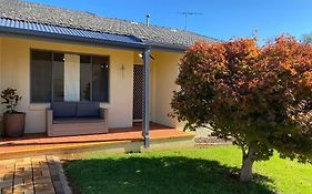 Family Favourite, Spacious 2 Bedroom Unit